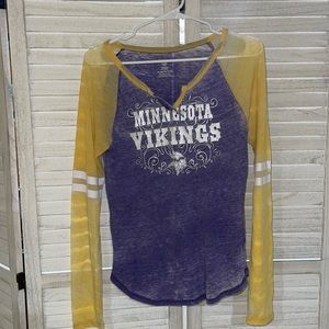 Minnesota Vikings top.